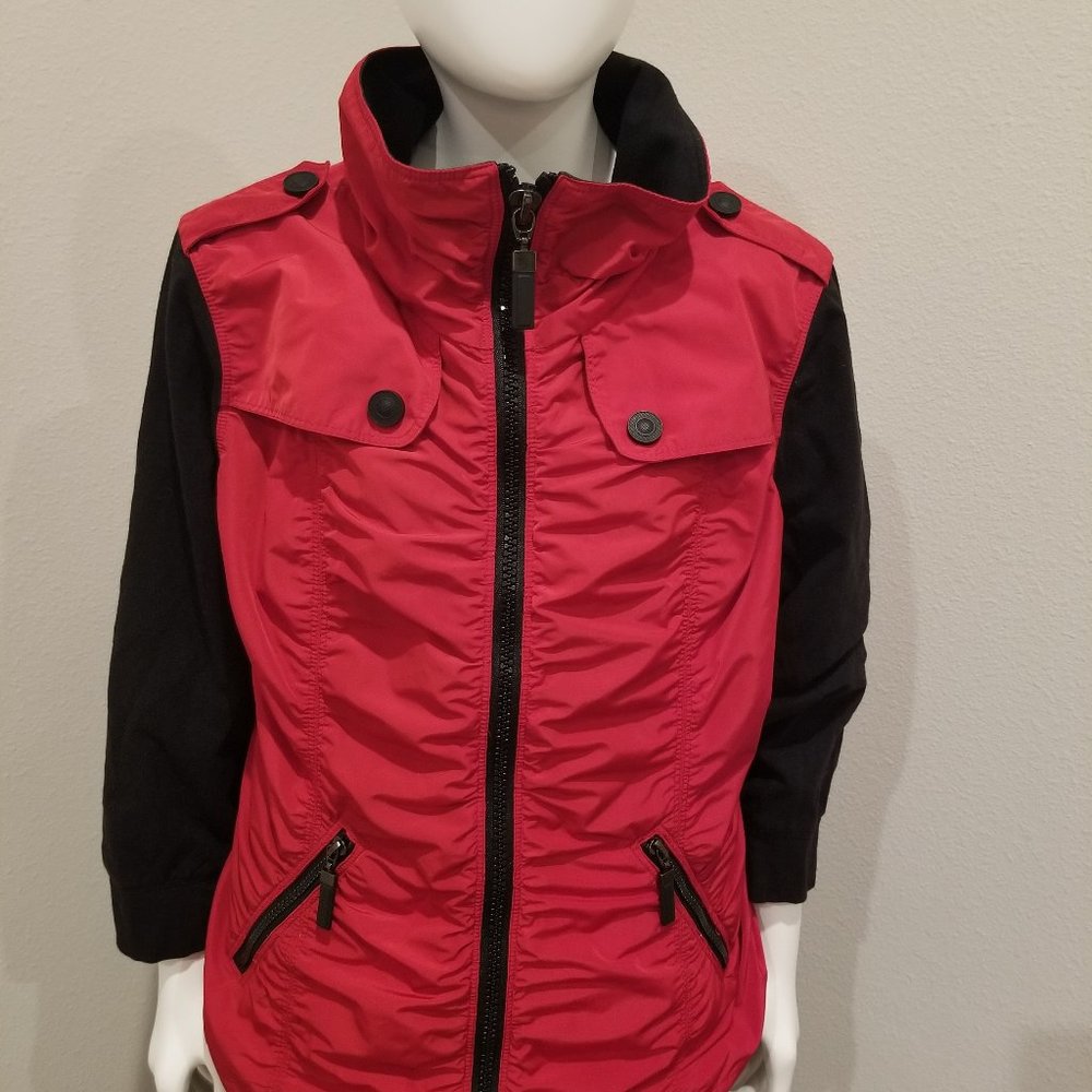 Zenergy by Chicos red black jacket outwear women size 1 (M 8-10)